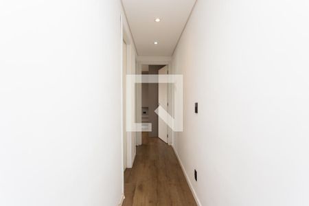 Corredor  de apartamento para alugar com 2 quartos, 45m² em Itaquera, São Paulo