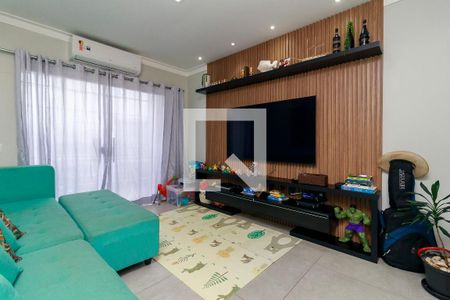 Sala de casa para alugar com 3 quartos, 180m² em Jardim Monte Azul, São Paulo