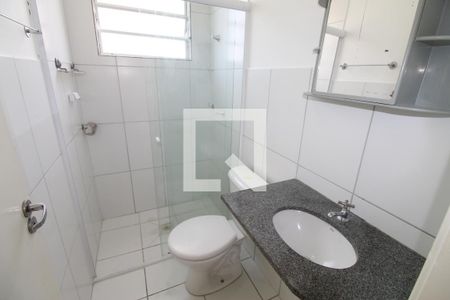 Banheiro de apartamento para alugar com 2 quartos, 46m² em Conjunto Residencial Trinta E Um de Marco, São José dos Campos