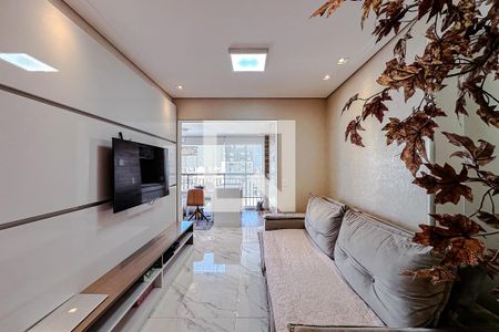 Sala de apartamento à venda com 2 quartos, 69m² em Vila Bertioga, São Paulo