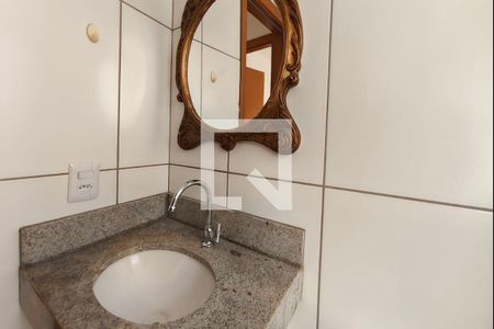 Banheiro de apartamento à venda com 2 quartos, 42m² em Jardim Anton Von Zuben, Campinas
