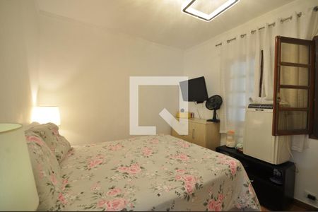 Quarto 1 de casa para alugar com 2 quartos, 140m² em Vila Mazzei, São Paulo