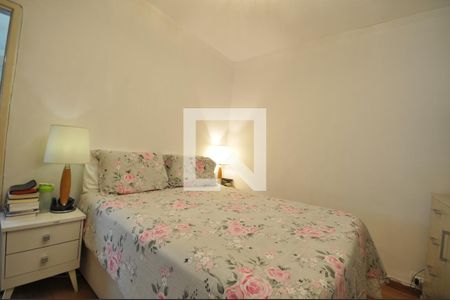 Quarto 1 de casa para alugar com 2 quartos, 140m² em Vila Mazzei, São Paulo