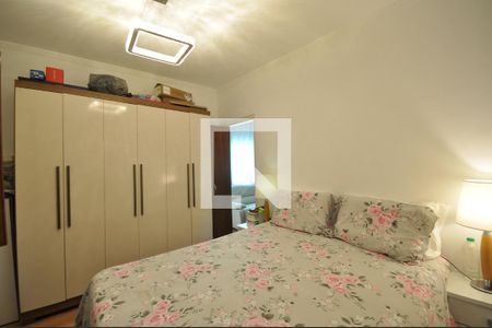 Quarto 1 de casa para alugar com 2 quartos, 140m² em Vila Mazzei, São Paulo