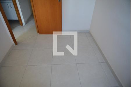 Quarto 1 de apartamento à venda com 2 quartos, 45m² em Vila Humaita, Santo André