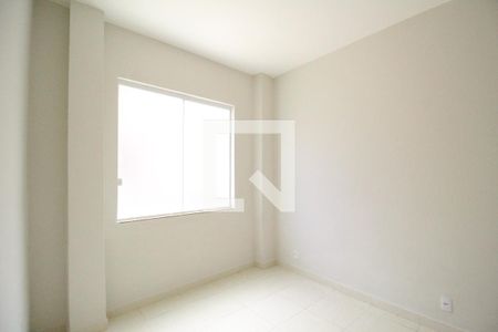 Quarto 1 de casa de condomínio para alugar com 2 quartos, 60m² em Freguesia (jacarepaguá), Rio de Janeiro