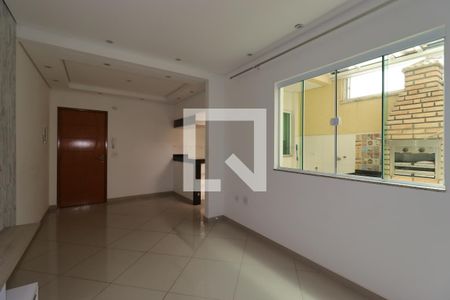 Sala de apartamento para alugar com 2 quartos, 65m² em Vila Camilópolis, Santo André