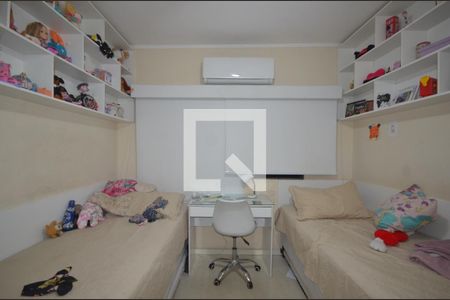 Quarto 2 de apartamento para alugar com 2 quartos, 100m² em Vila Valqueire, Rio de Janeiro