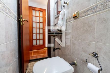 Lavabo de casa para alugar com 4 quartos, 157m² em Vila Romana, São Paulo
