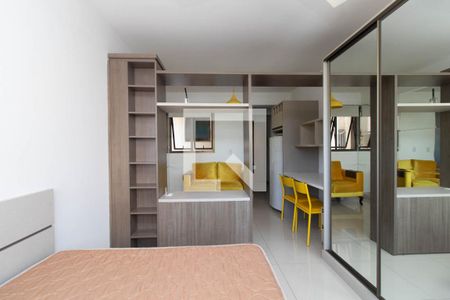 Sala/Quarto de apartamento para alugar com 1 quarto, 32m² em Centro Histórico, Porto Alegre