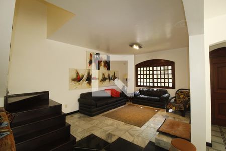 Sala de casa à venda com 5 quartos, 321m² em Jardim Sabará, Porto Alegre