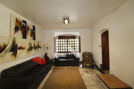 Sala de casa à venda com 5 quartos, 321m² em Jardim Sabará, Porto Alegre