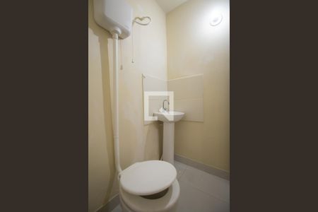 Banheiro de casa para alugar com 1 quarto, 57m² em Barro Vermelho, São Gonçalo