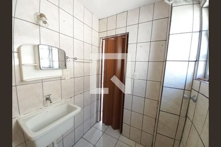 Banheiro Social de apartamento para alugar com 1 quarto, 27m² em Centro, São Vicente
