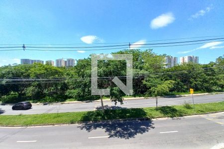 Vista da varanda  de casa à venda com 3 quartos, 300m² em Jardim Ipaussurama, Campinas