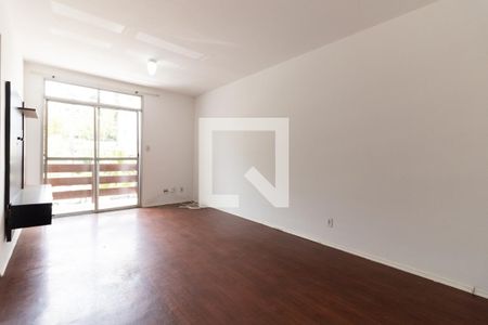 Sala de apartamento para alugar com 2 quartos, 62m² em Jardim Santa Emilia, São Paulo