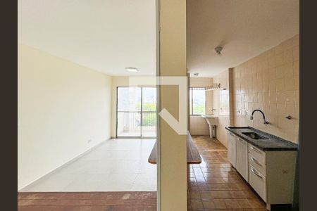 Sala de apartamento para alugar com 2 quartos, 58m² em Alto de Pinheiros, São Paulo