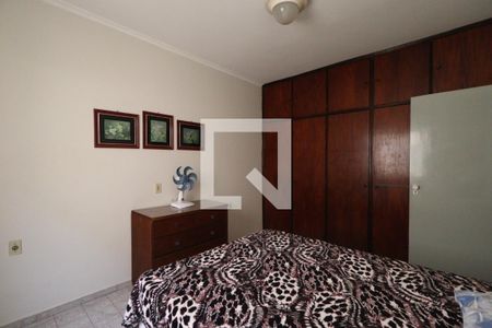 Suíte 1 de casa para alugar com 3 quartos, 350m² em Jardim Palma Travassos, Ribeirão Preto