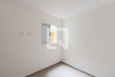 Quarto 2 de apartamento para alugar com 2 quartos, 48m² em Vila Nhocuné, São Paulo