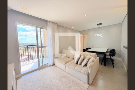 Sala de apartamento à venda com 3 quartos, 72m² em Cidade Luíza, Jundiaí