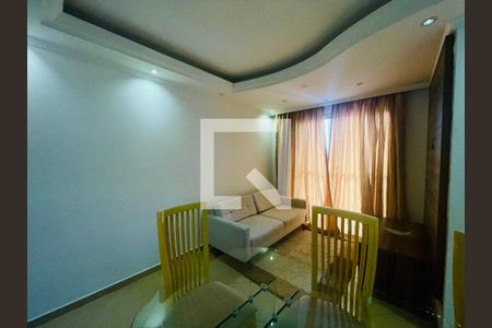 Sala de apartamento para alugar com 2 quartos, 52m² em Vila Itapegica, Guarulhos