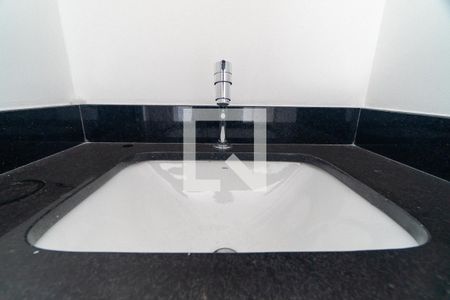 Banheiro da Suíte 1 Detalhe de casa de condomínio à venda com 3 quartos, 137m² em Vila Monte Alegre, São Paulo