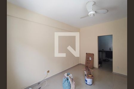 Sala de casa de condomínio para alugar com 2 quartos, 60m² em Curicica, Rio de Janeiro