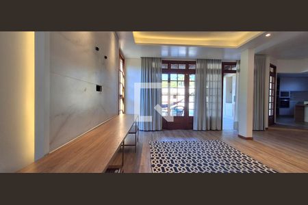 Sala de casa para alugar com 5 quartos, 300m² em Santa Monica, Florianópolis