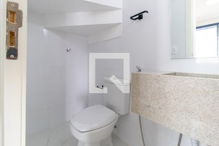 Lavabo de casa de condomínio para alugar com 3 quartos, 300m² em Santa Felicidade, Curitiba