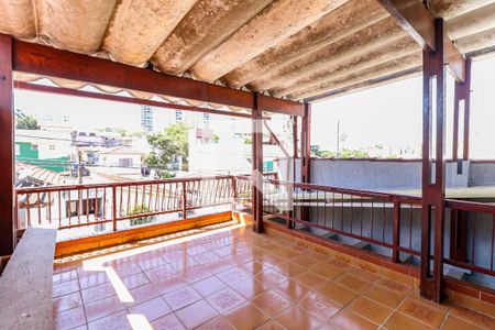 Casa para alugar com 3 quartos, 110m² em Vila Lageado, São Paulo