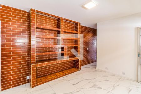 Casa para alugar com 3 quartos, 110m² em Vila Lageado, São Paulo