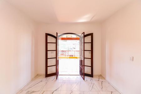 Casa para alugar com 3 quartos, 110m² em Vila Lageado, São Paulo