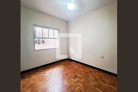 Quarto 1 de casa para alugar com 2 quartos, 100m² em Centro, Osasco