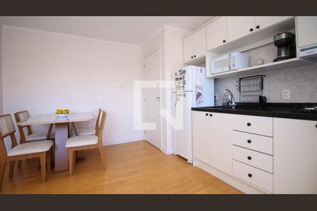 Sala/Cozinha de apartamento à venda com 2 quartos, 38m² em Parque da Vila Prudente, São Paulo