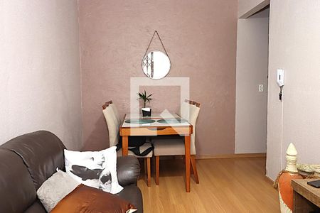 Sala de apartamento à venda com 2 quartos, 59m² em Jardim Sabará, Porto Alegre