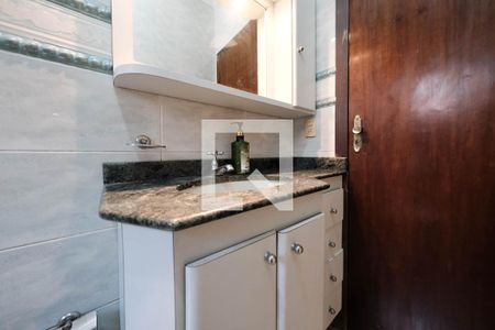 Lavabo de casa para alugar com 4 quartos, 200m² em Jardim Penha, São Paulo