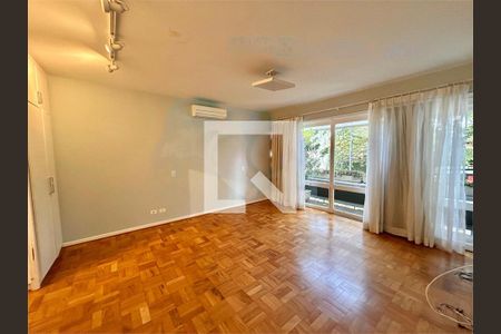 Casa à venda com 4 quartos, 525m² em Granja Julieta, São Paulo