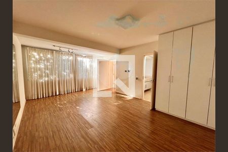 Casa à venda com 4 quartos, 525m² em Granja Julieta, São Paulo