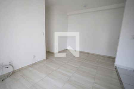 Sala de apartamento para alugar com 2 quartos, 50m² em Vila Metalúrgica, Santo André