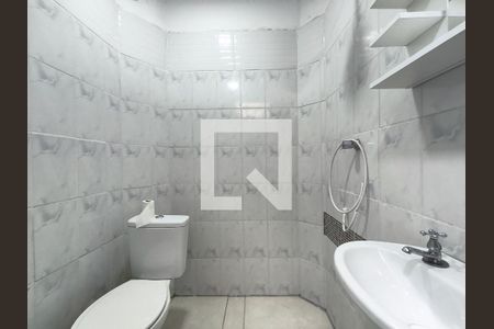 Banheiro de kitnet/studio para alugar com 1 quarto, 28m² em Vila Mariana, São Paulo