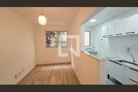 Sala de apartamento para alugar com 2 quartos, 50m² em Vila Della Piazza, Jundiaí