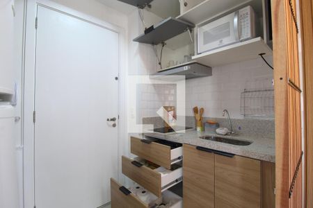 Sala/Cozinha de kitnet/studio para alugar com 1 quarto, 24m² em Vila Nova Conceição, São Paulo