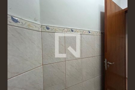 Lavabo de casa para alugar com 3 quartos, 180m² em Parque Sao Domingos, São Paulo