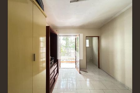 Quarto 1 de casa para alugar com 3 quartos, 180m² em Parque Sao Domingos, São Paulo