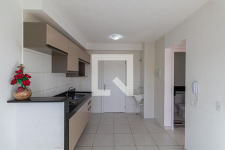 Sala/Cozinha/Área de Serviço  de apartamento à venda com 2 quartos, 32m² em Itaquera, São Paulo