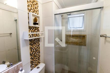 Banheiro Corredor de apartamento para alugar com 2 quartos, 67m² em Vila Suzana, São Paulo