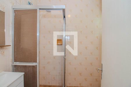 Banheiro de apartamento para alugar com 1 quarto, 40m² em Passo D’areia, Porto Alegre