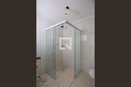 Banheiro da suíte de casa para alugar com 2 quartos, 100m² em Mandaqui, São Paulo