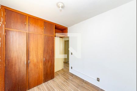 Quarto 1 de apartamento para alugar com 3 quartos, 60m² em Estoril, Belo Horizonte