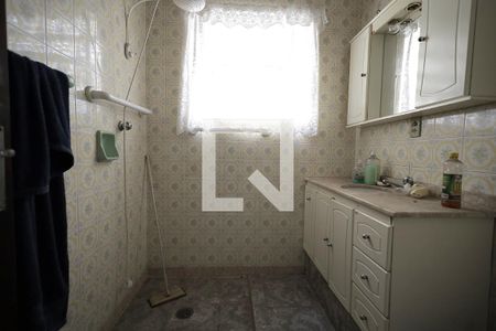 Banheiro 01 de casa à venda com 3 quartos, 348m² em Campestre, Santo André